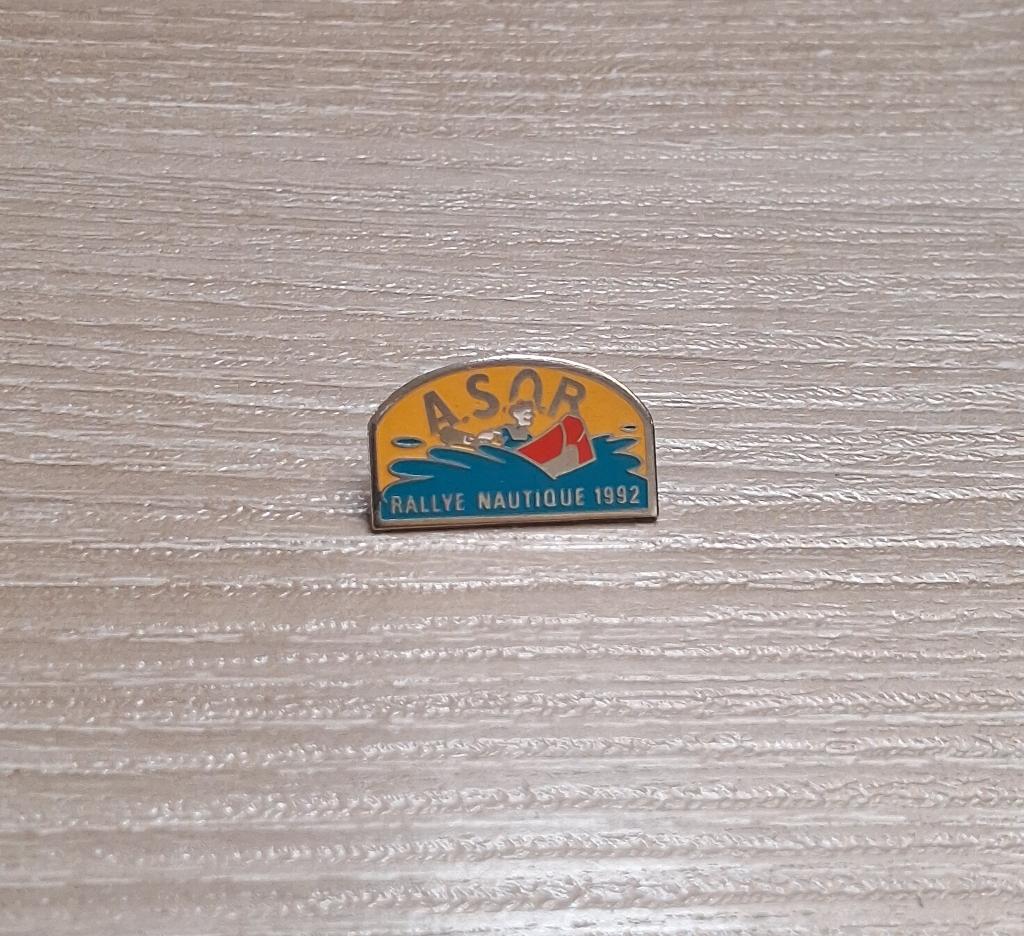PIN - RALLYE NAUTIQUE, Envoi, Utilisé, Sport, Insigne ou Pin's