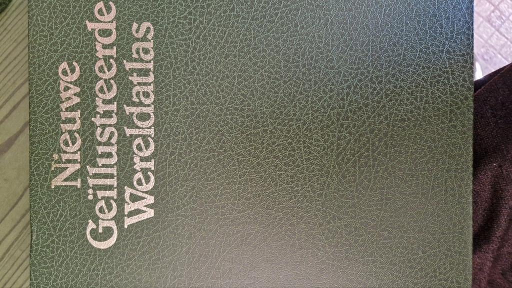 Lekturama wereldatlas Encyclopedie, Boeken, Encyclopedieën, Ophalen of Verzenden, Zo goed als nieuw