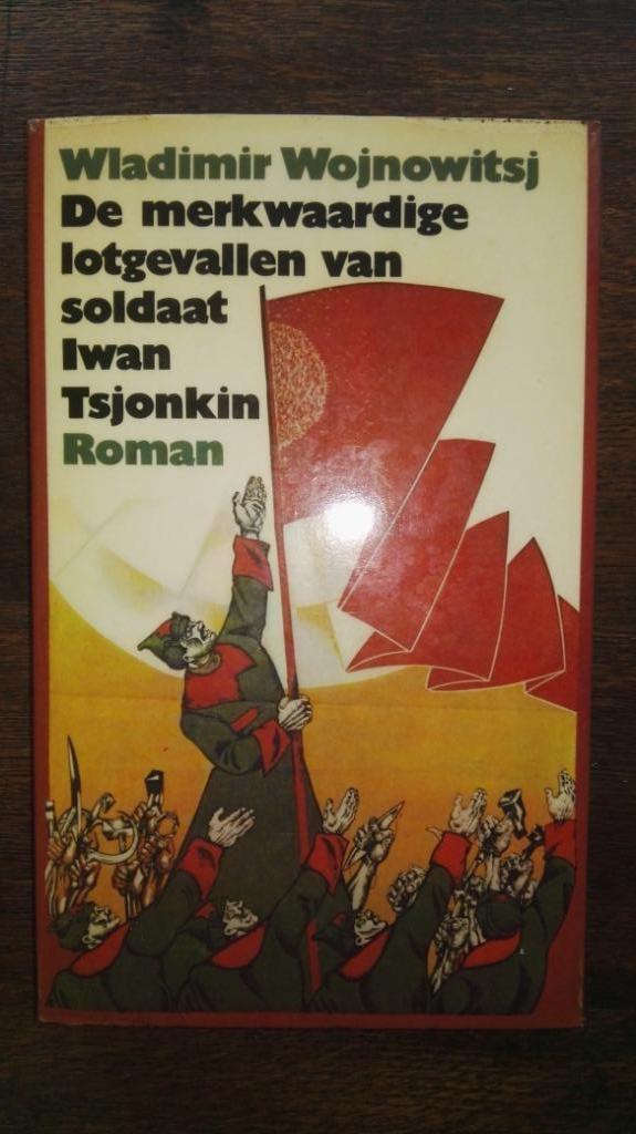 Wojnowitsj - De merkwaardige lotgevallen van soldaat Iwan .., Ophalen of Verzenden
