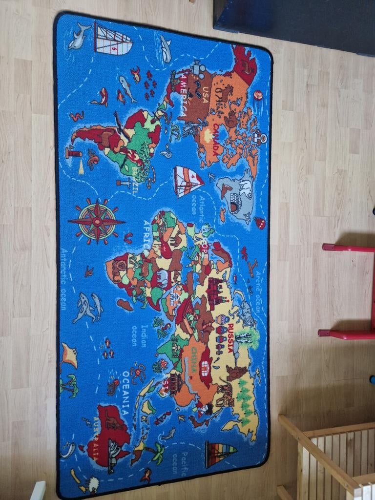 Tapijt kinderkamer, Ophalen, Zo goed als nieuw