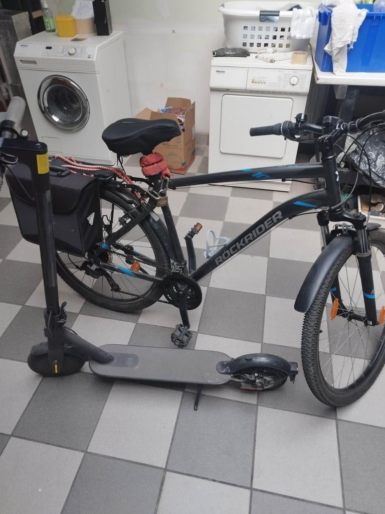 Een volwassen fiets voor 250
 euro en een Xiaomi 1 elektrisc, Ophalen