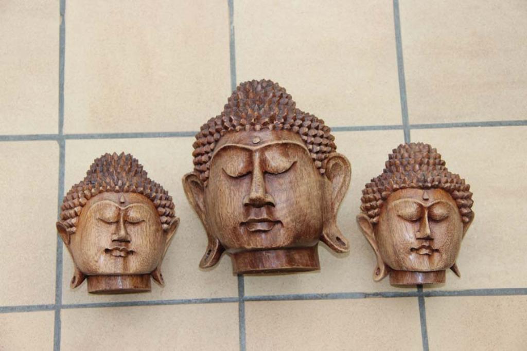 Set houten sierbeeldjes, Enlèvement ou Envoi, Comme neuf