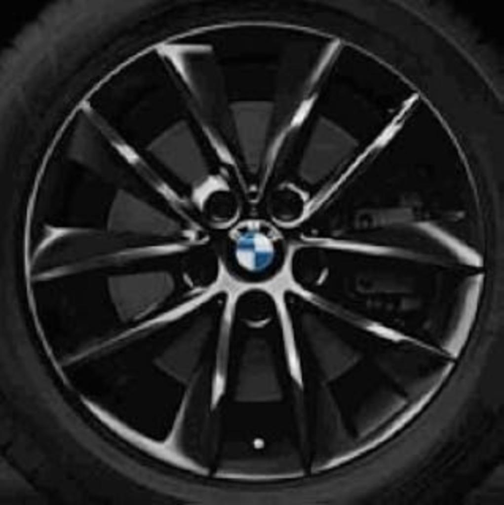 Jantes 18" avec pneus hiver runflat bmw F10, Autos : Pièces & Accessoires, Pneus & Jantes, Jante(s), Pneus hiver, 18 pouces, 245 mm