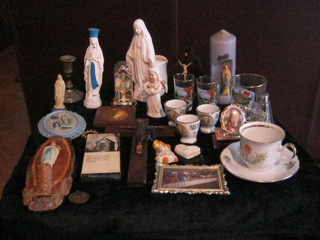 Verzameling Christelijke dingetjes, Collections, Religion, Image, Enlèvement ou Envoi