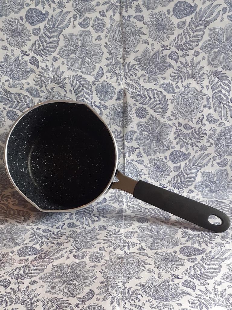 poelon double bec verseur diamètre 12 cm, Overige materialen, Keramische plaat, Overige typen, Ophalen of Verzenden