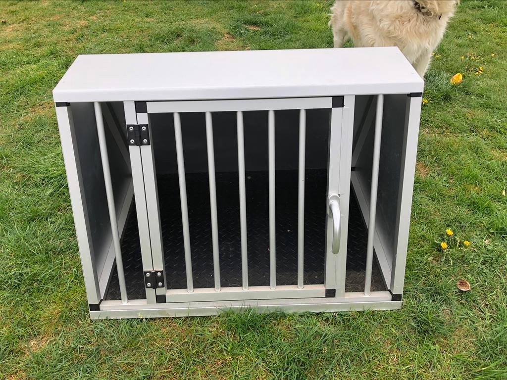 Bench alluminium, Dieren en Toebehoren, Ophalen, Zo goed als nieuw