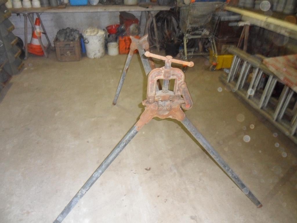 Buizenklem Ridgid tot 21/2", Ophalen of Verzenden, Gebruikt, Bankschroef