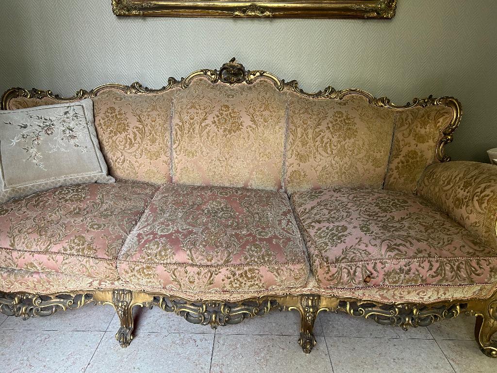 Salon Louis XV, Enlèvement