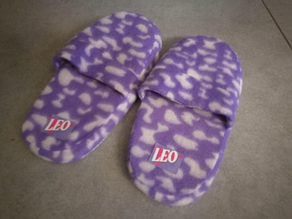 Slippers 'Leo', Ophalen of Verzenden, Nieuw, Slippers