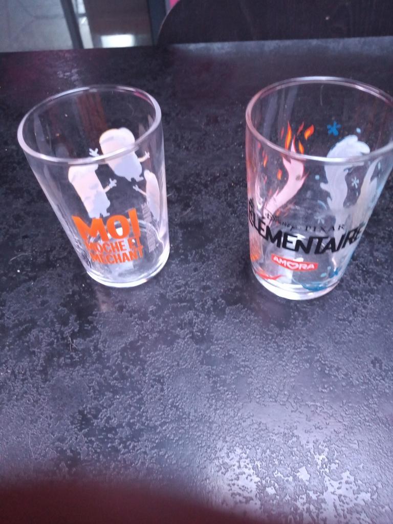 2Verre de collection Amora Élémentaire,moi moche et méchant