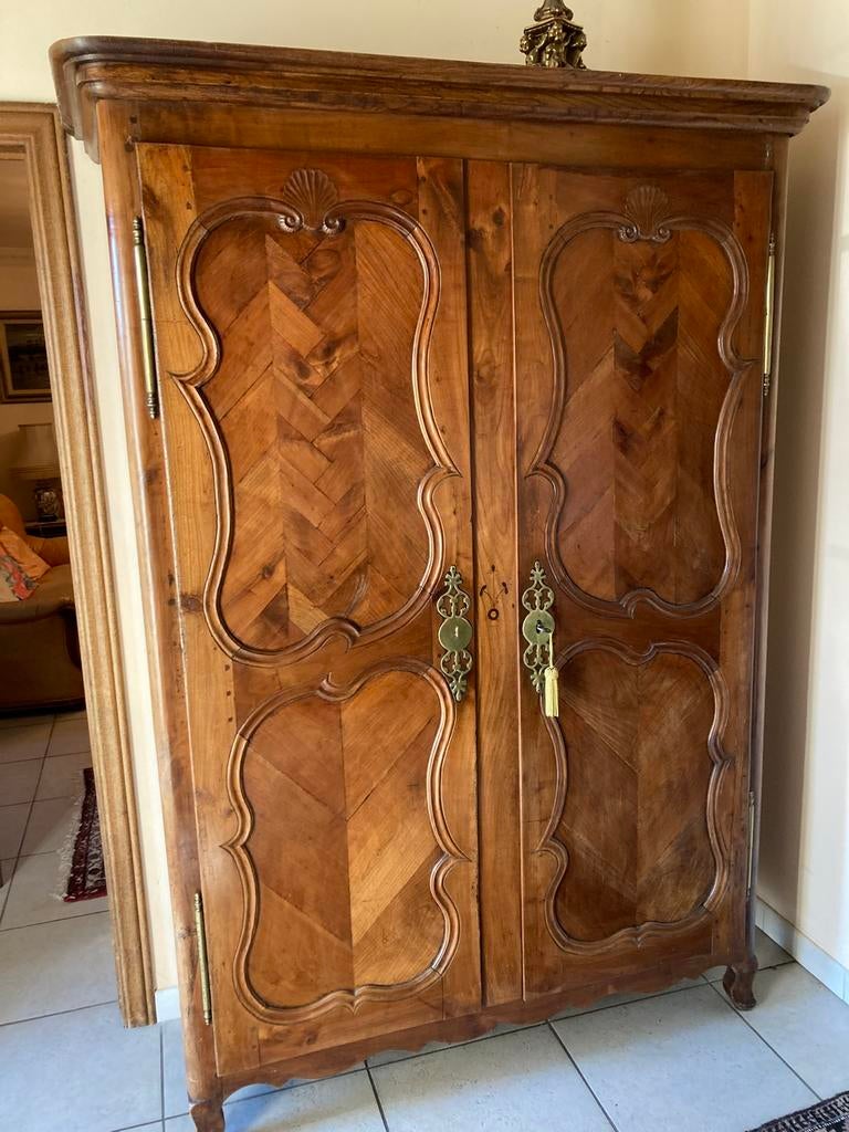 Magnifique armoire de mariée en orme massif, Enlèvement