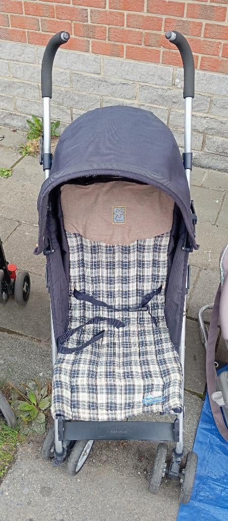 Poussette canne Babidéal gris bleu grand modèle, Enfants & Bébés, Poussettes & Combinaisons, Autres marques, Pneus, Enlèvement