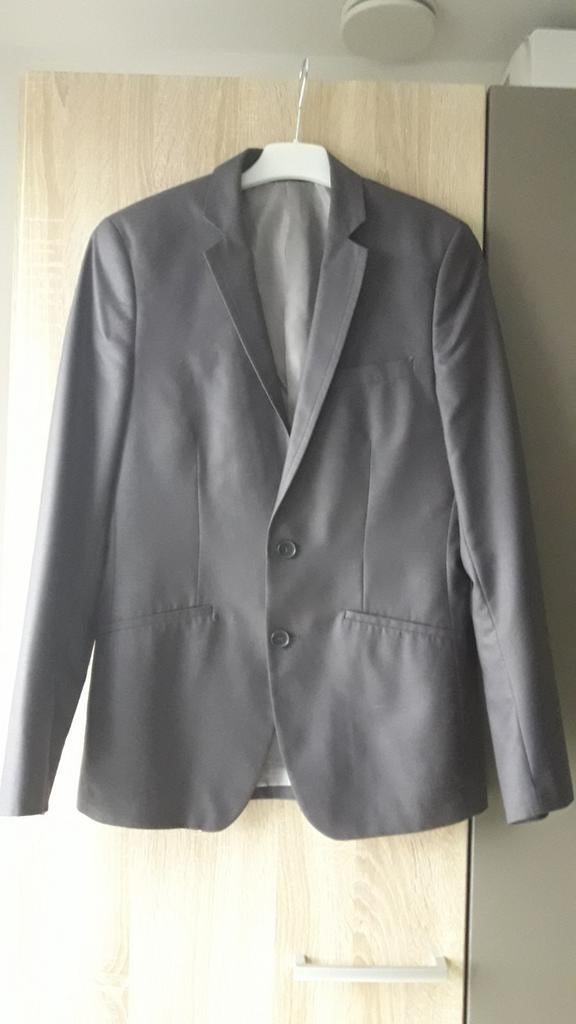 Costume gris clair, Vêtements | Hommes, Costumes & Vestes, Porté