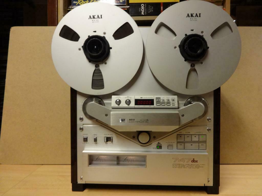 Ik zoek een bandrecorder Akai GX 747 of 747 DBX, Ophalen, Bandrecorder