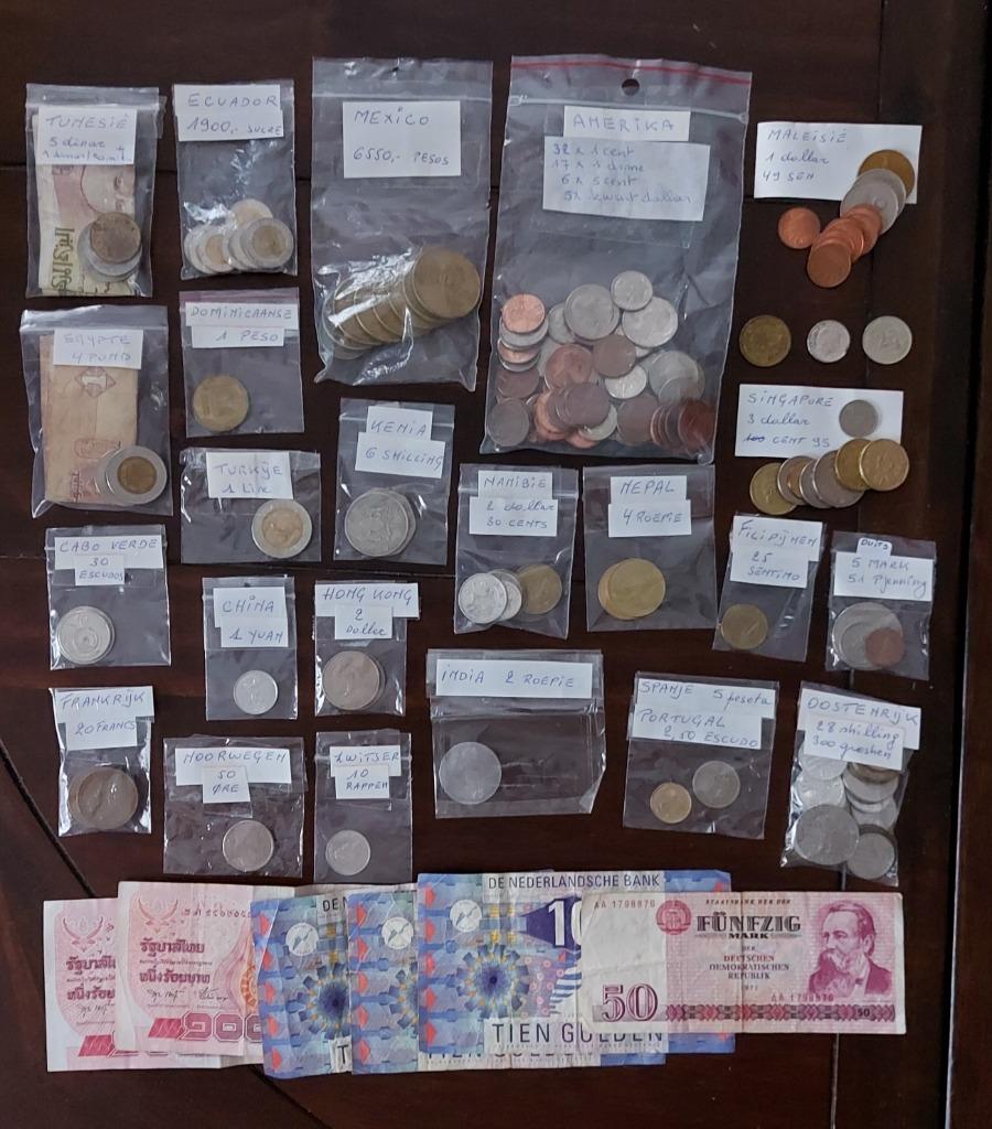 Munten; Azië, Afrika, Amerika, Europa..., Ophalen, Munten en Bankbiljetten