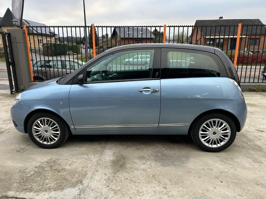 Lancia yspilon ** 115.000 km ** 2.790€, Autos, 1242 cm³, Achat, Entreprise, Alcantara