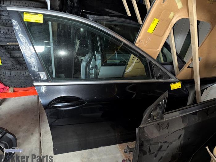 Portier 4Deurs rechts-voor van een BMW 5-Serie (475), Gebruikt, -, Deur, -