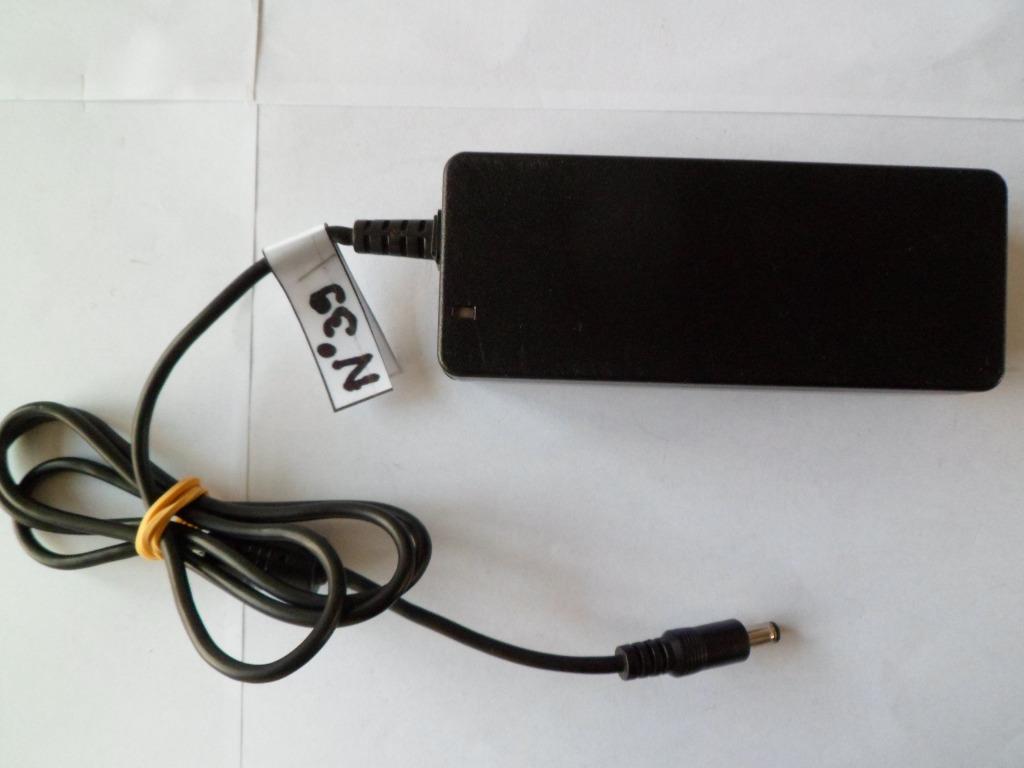 Netstroom adapter-oplader Mean Well 100-240VAC=>12.0VDC/5.0A, Audio, Tv en Foto, Opladers, Zo goed als nieuw, Ophalen of Verzenden