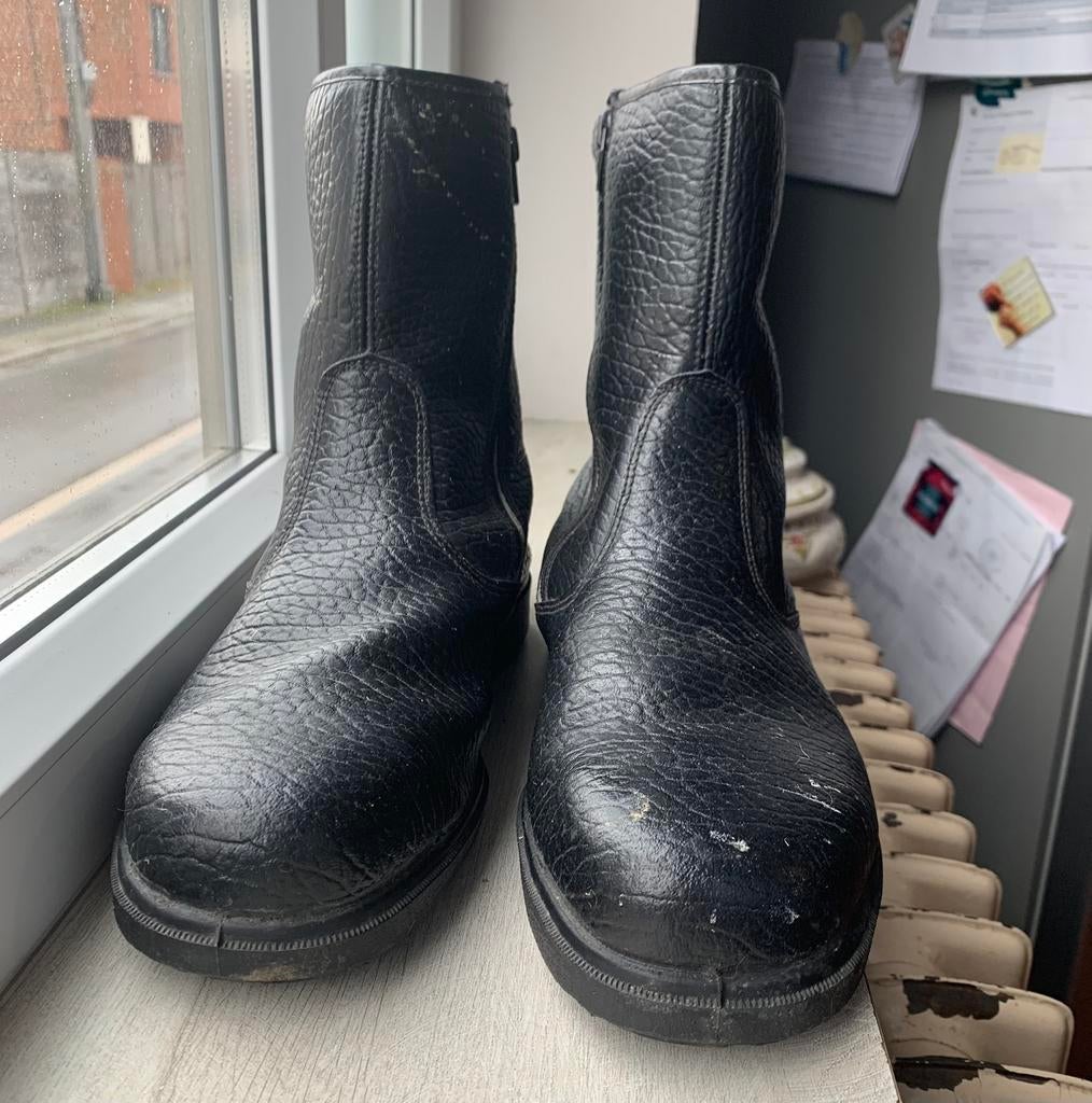 Chaussures de sécurité fourrées homme T43, Enlèvement ou Envoi, Comme neuf
