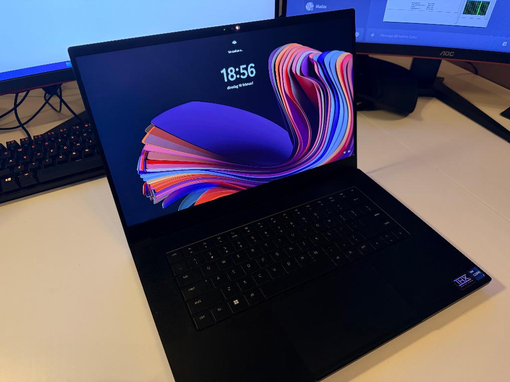 Razer Blade 15 (2023) Gaming Laptop - 1TB | 16GB  | 240 Hz, Computers en Software, Windows Laptops, Met videokaart, 2 tot 3 Ghz