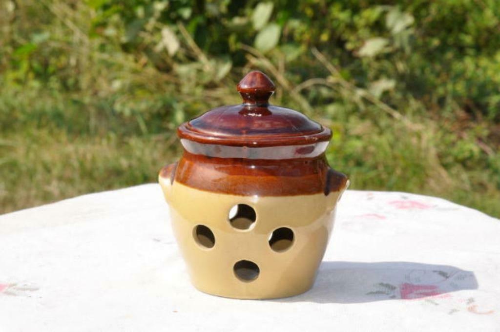 pot en faience pour ail brun et beige, Enlèvement ou Envoi
