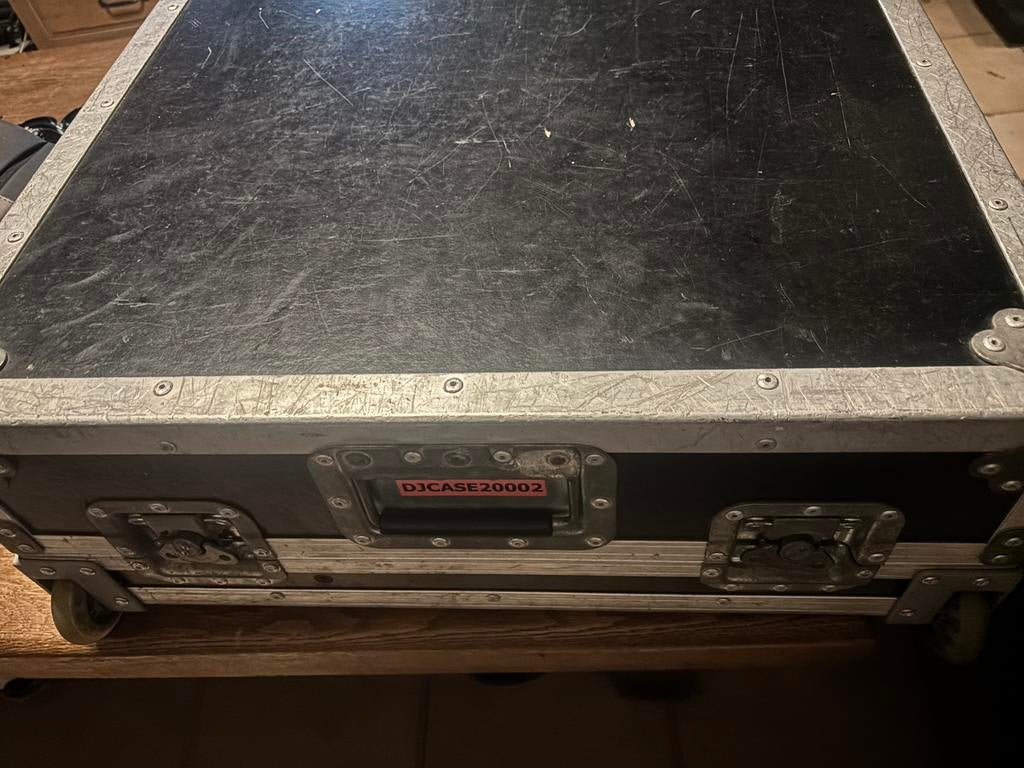 Flightcase (Pioneer DJM900nxs2+2x CDJ2000 nxs2) +extra case, Enlèvement, Comme neuf, Flight case