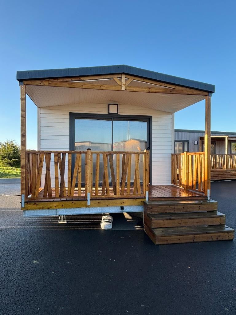 Mobil-home New Méditerranée - 2 chambres et terrasse - 8,8m, Caravanes & Camping, Jusqu'à 2