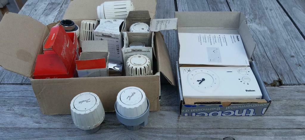 danfoss thermostatische radiator kranen, Doe-het-zelf en Bouw, Ophalen of Verzenden, Nieuw, Radiator