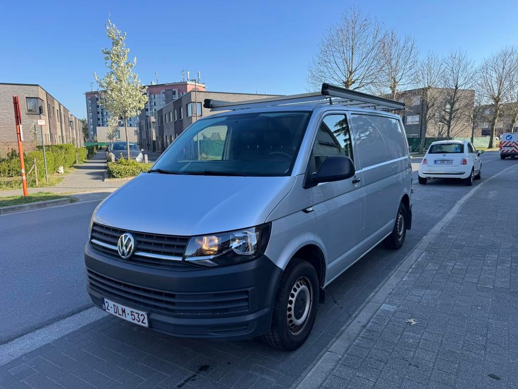 Vw Transporter 2.0TDi euro6b, Auto's, Voorwielaandrijving, 4 cilinders, Volkswagen, Leder