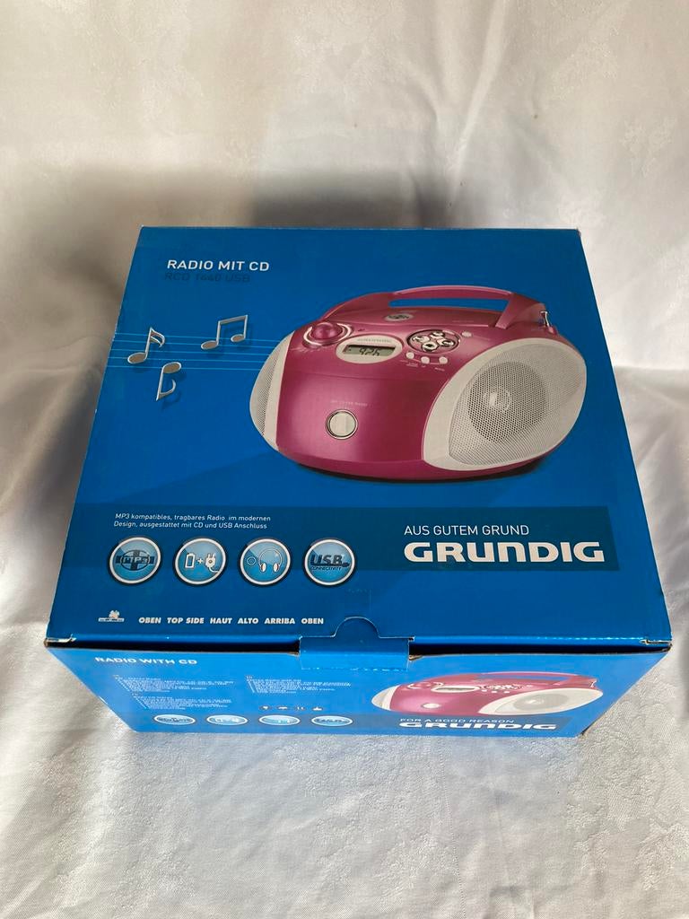 GRUNDIG Radio/cd speler roze, Audio, Tv en Foto, Cd-spelers, Ophalen, Zo goed als nieuw