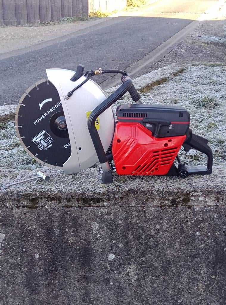 Découpeuse thermique neuve avec disque 350mm, Envoi