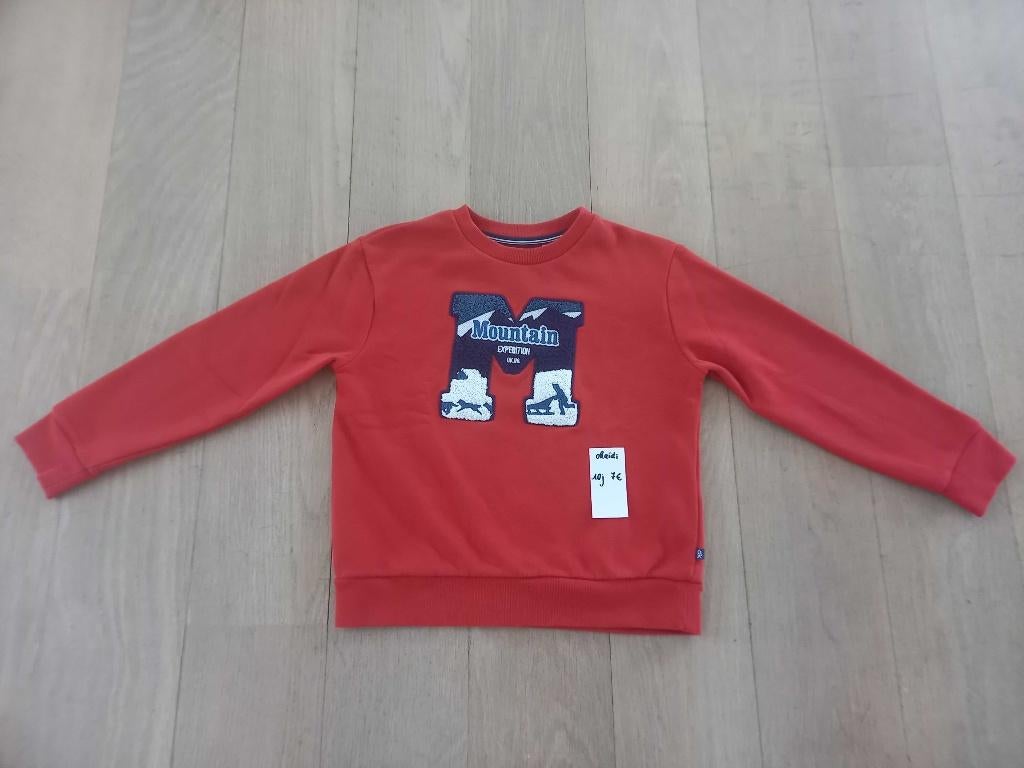 Warm rode trui 10 jaar Maat 140, Garçon, Enlèvement ou Envoi, Pull ou Veste, Comme neuf