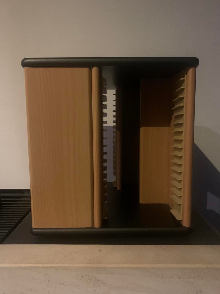 CD carousel / opberger, 25 à 75 disques, Comme neuf, Enlèvement, Bois