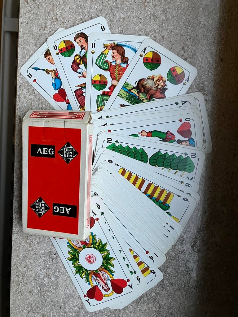 Zwitsers kaartspel met 36 k, AEG Telefunken, Drie of vier spelers, Ophalen of Verzenden, Zo goed als nieuw, Autre
