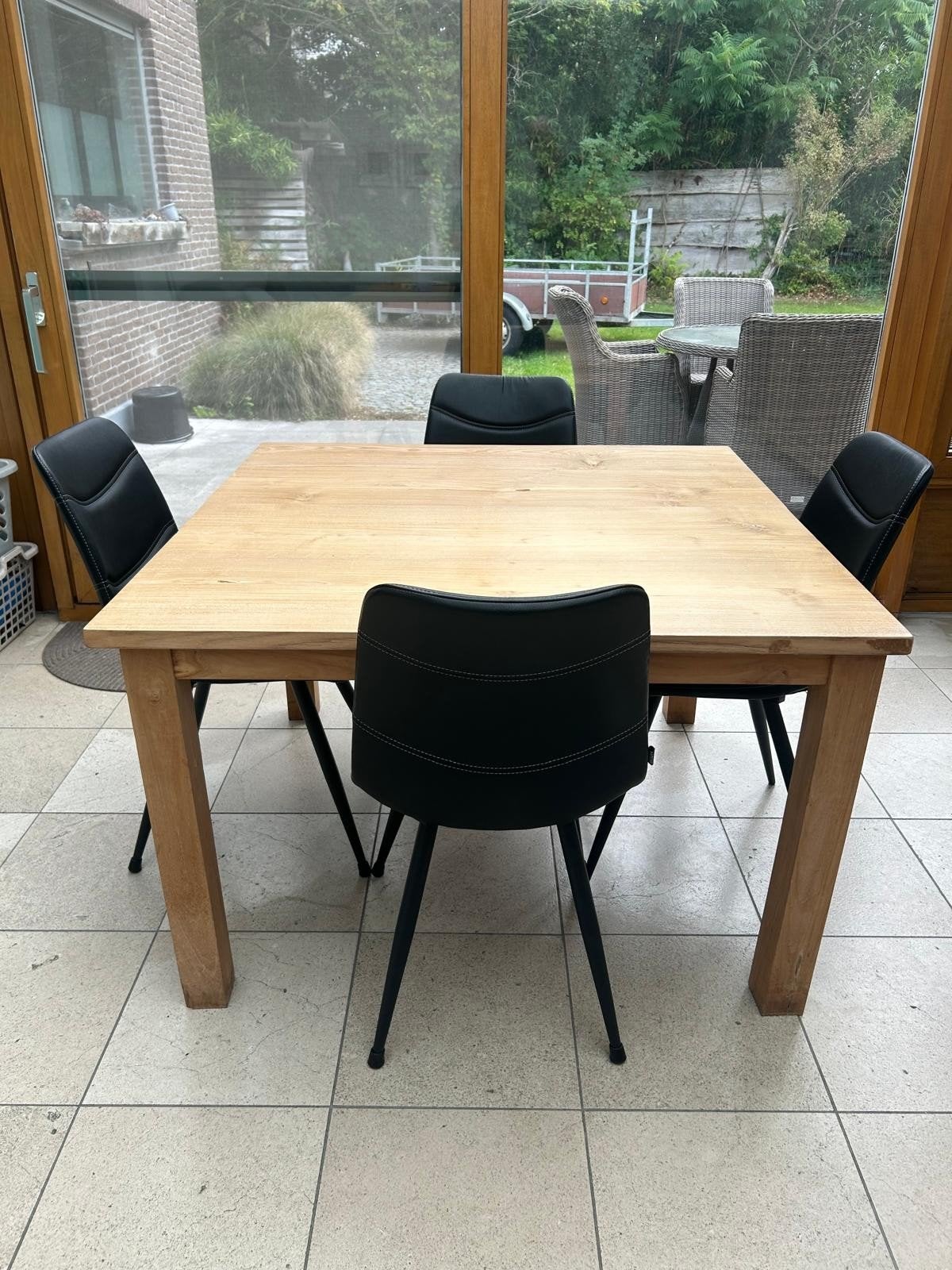 eettafel teak 120 op 120, Huis en Inrichting, Ophalen