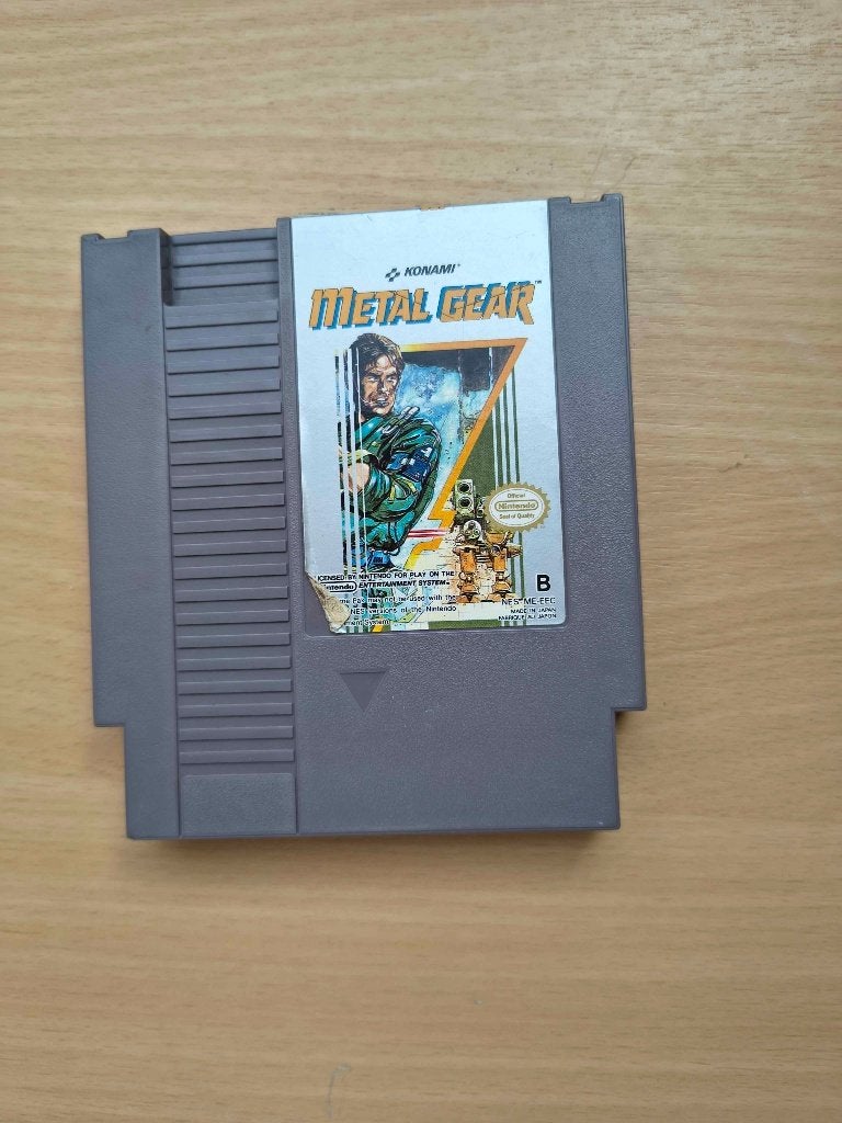 Metal Gear Nes, Games en Spelcomputers, Ophalen of Verzenden, Gebruikt