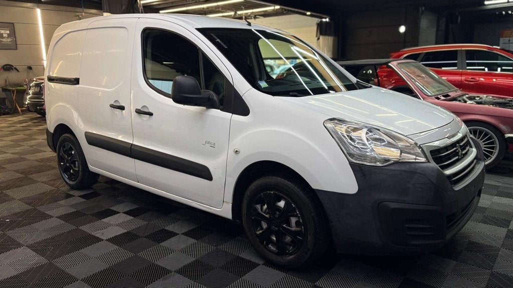Peugeot Partner 1.6 Hdi bj. 2016 Euro 6, 4 deurs, Gebruikt, 1600 cc, Wit