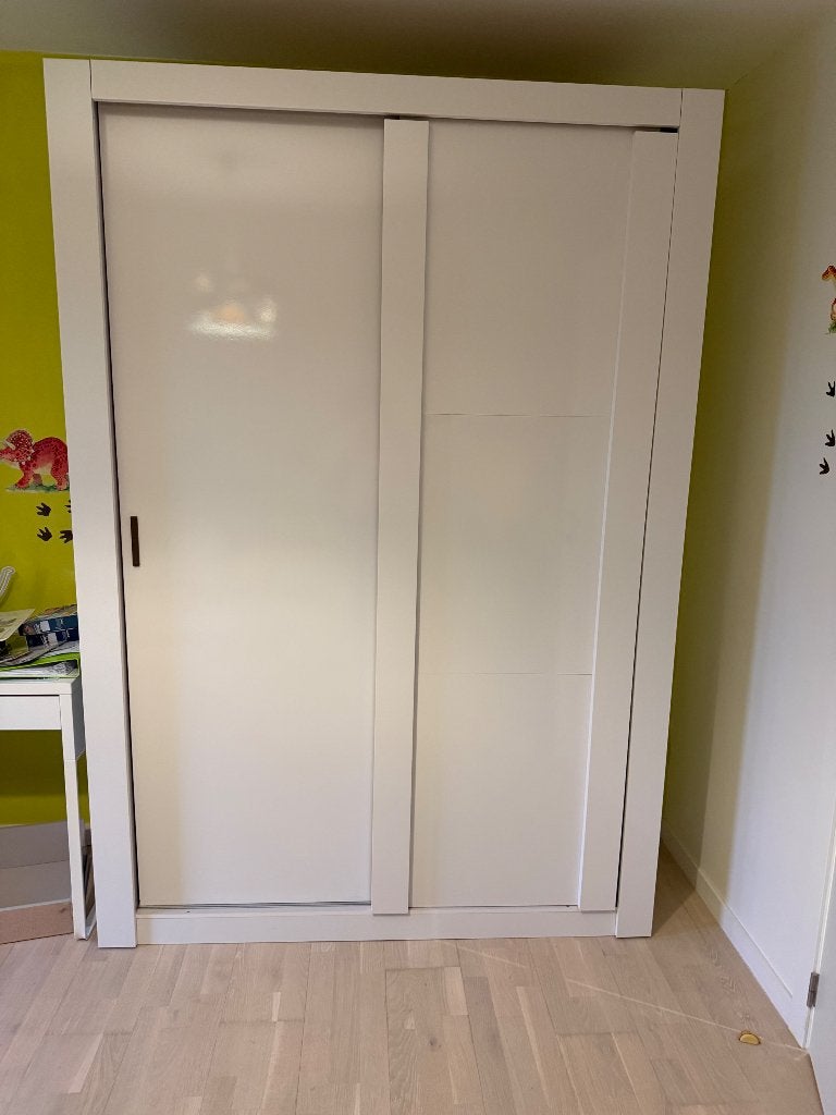 Penderie à donner, Ophalen, Overige materialen, Met deur(en), Gebruikt
