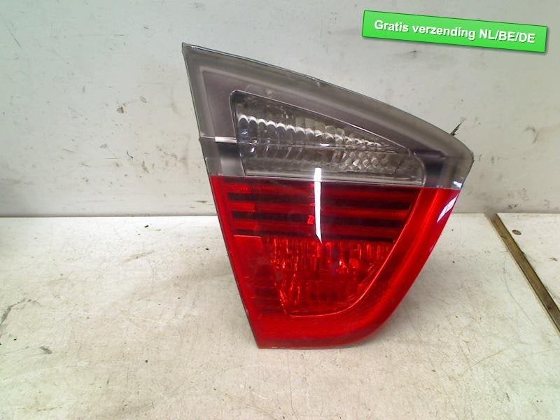 ACHTERLICHT LINKS BINNEN BMW 3 serie (E90) (12-2004/12-2011), Gebruikt, BMW, Petuelring 130
80809  München, DE, Bayerische Motoren Werke AG