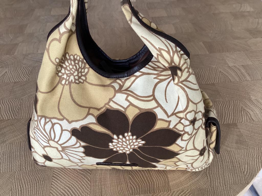Coccinelle zomerhandtas, Handtassen en Accessoires, Ophalen of Verzenden, Zo goed als nieuw