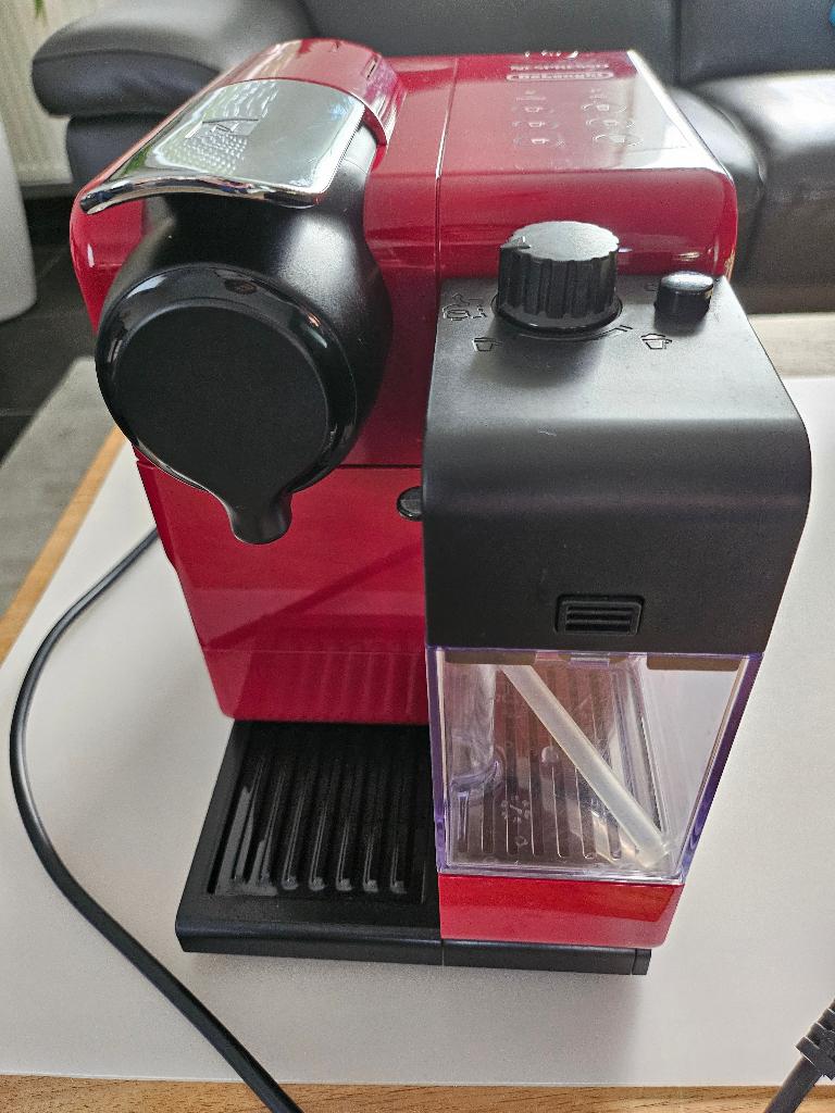 nespresso machine, Elektronische apparatuur, Ophalen, Koffiepads en cups, Espresso apparaat, Zo goed als nieuw