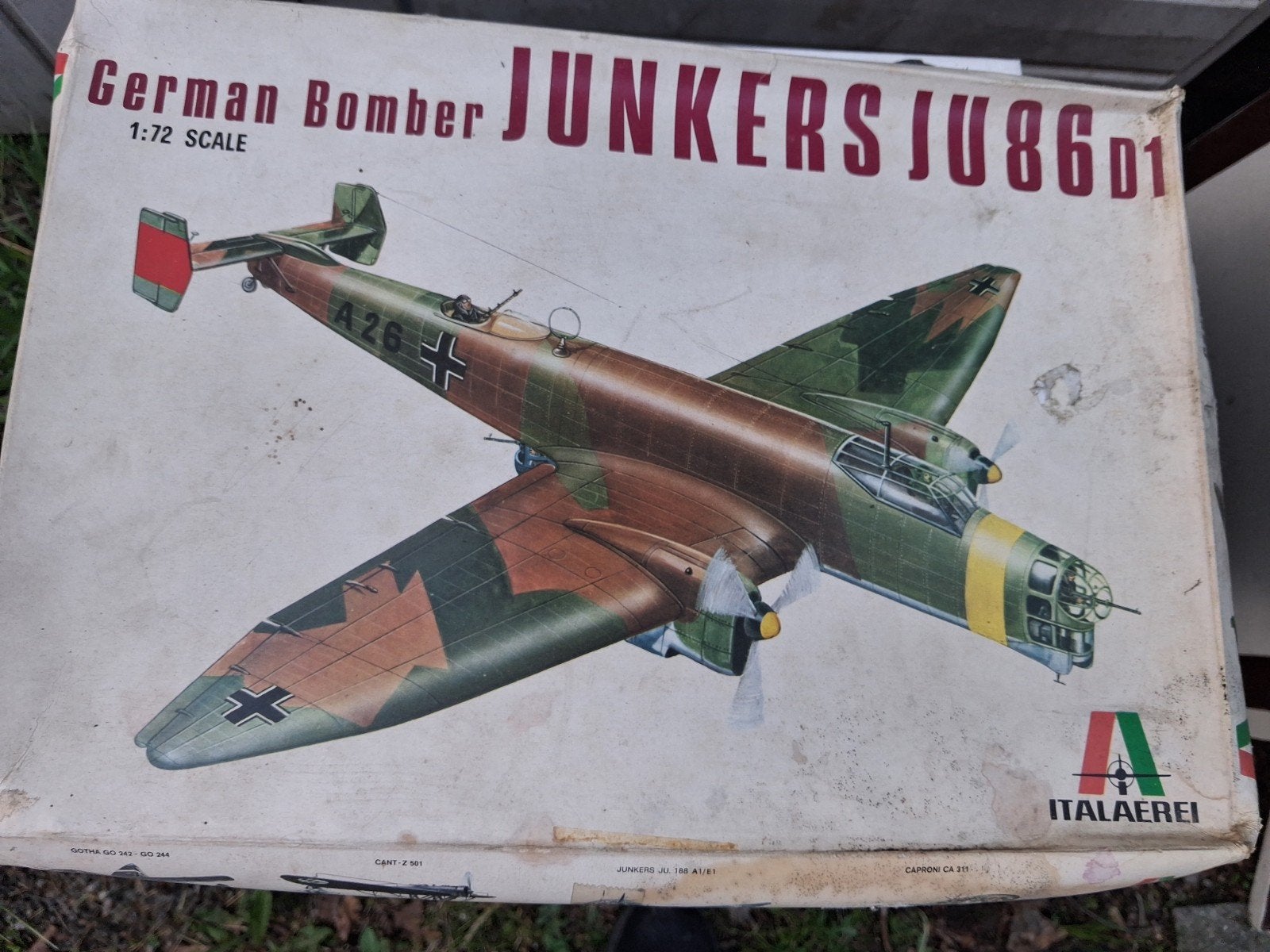 1:72 schaalmodel van de Duitse bommenwerper Junkers Ju 86 D-, Ophalen of Verzenden, Italeri
