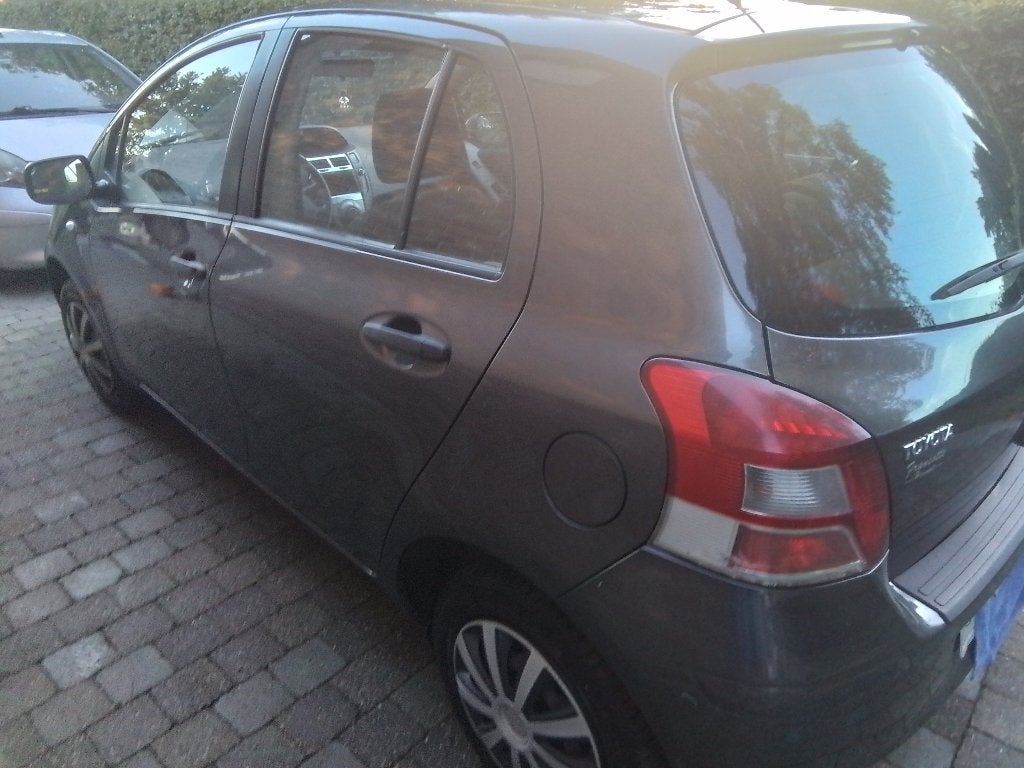 Toyota Yaris 1.0 uit 2010, Auto's, Toyota, 5 deurs, Particulier, 3 cilinders, 1000 cc