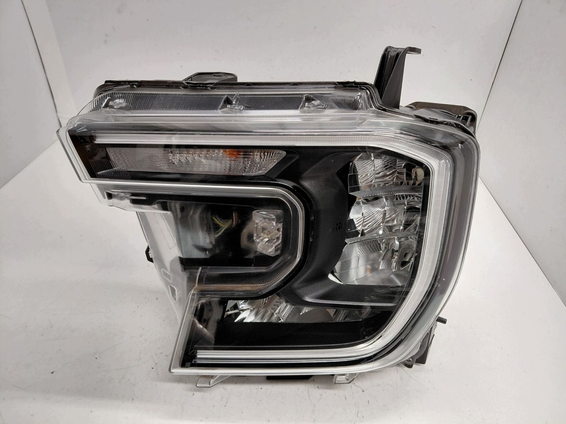 Phare gauche Ford Ranger IV N1WB13E015ED, Info@ford.com, Ford Motor Company, American Road 1
48126  Dearborn, Ford