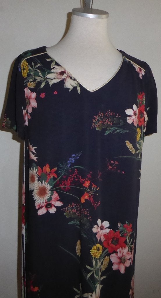 Robe fleurie m 40, Enlèvement, Comme neuf