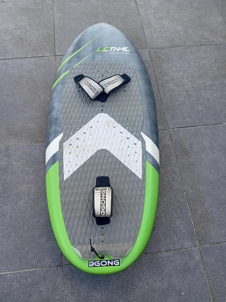 Gong lethal 65l, Sports nautiques & Bateaux, Aile de surf, Enlèvement, Utilisé, Planche à voile