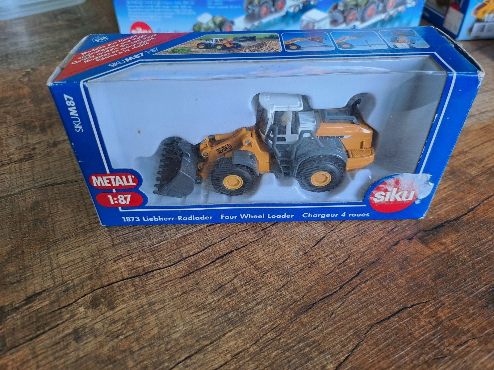 Siku 1873 4 wheel loader, Hobby & Loisirs créatifs, Enlèvement, Neuf, SIKU