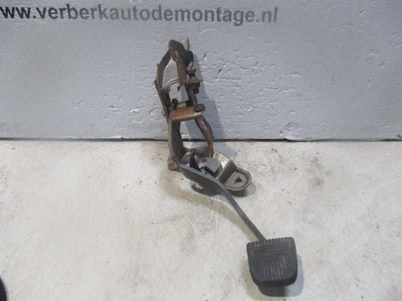 PEDALE D'EMBRAYAGE Toyota Celica (T20) (01-1993/11-1999), Autos : Pièces & Accessoires, Kundenbetreuung@toyota.de, Toyota, Utilisé