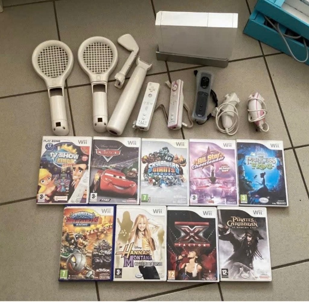 WII Pakket met 9 spelletjes en accessoires, Ophalen of Verzenden, Met games