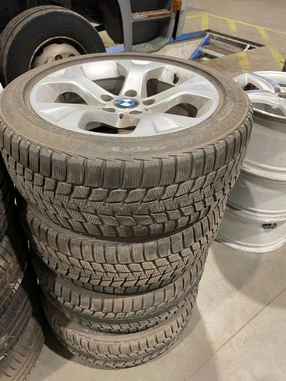 BMW *BMW velgen met Brigdestone banden *225/50 R17, Auto-onderdelen, Banden en Velgen, Personenwagen, Gebruikt